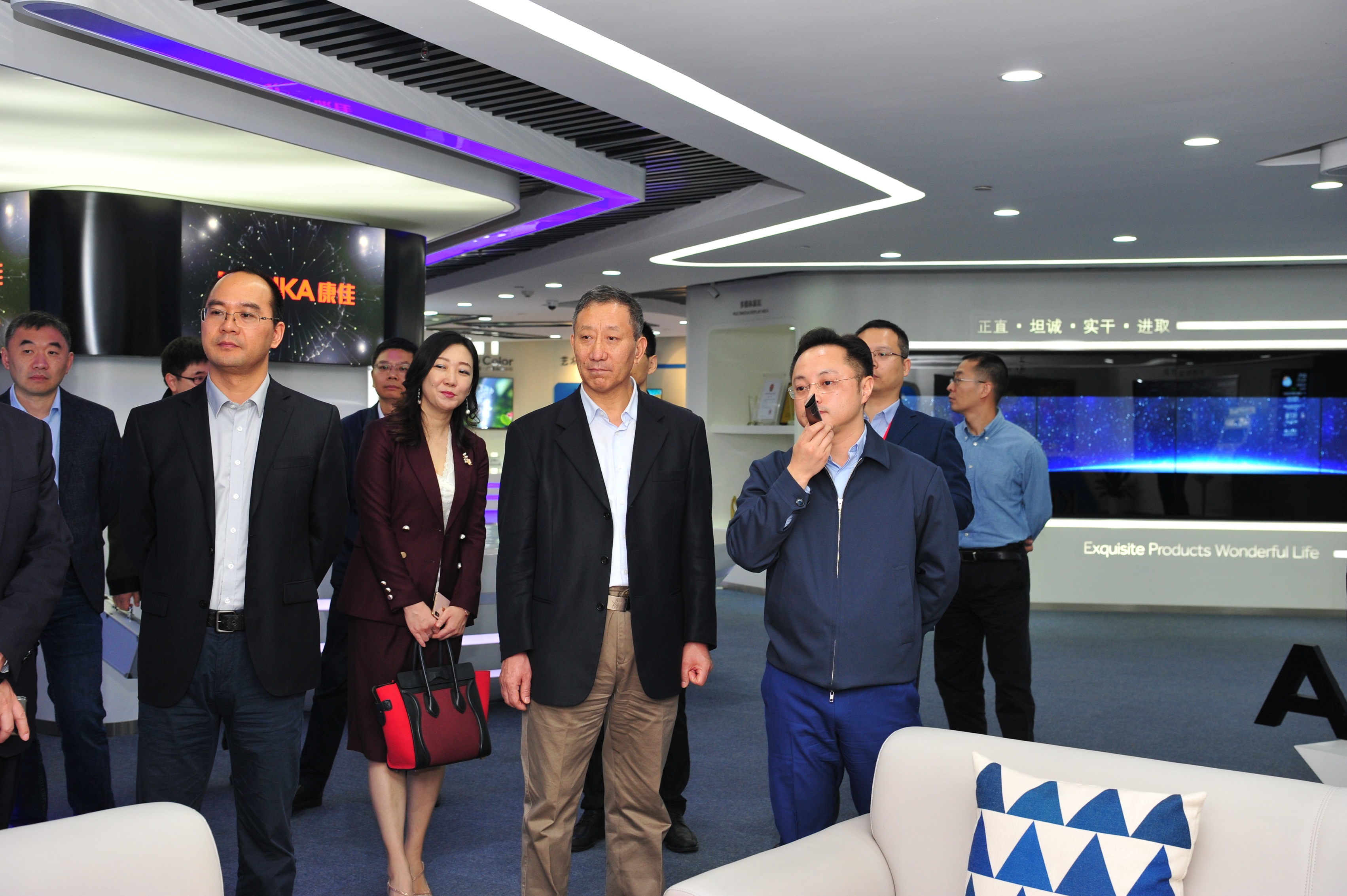 微信图片_20191223105325.jpg
