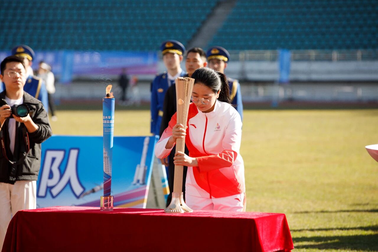 1765170416304076776.jpg 微信图片_2025-12-08_102121_460.jpg