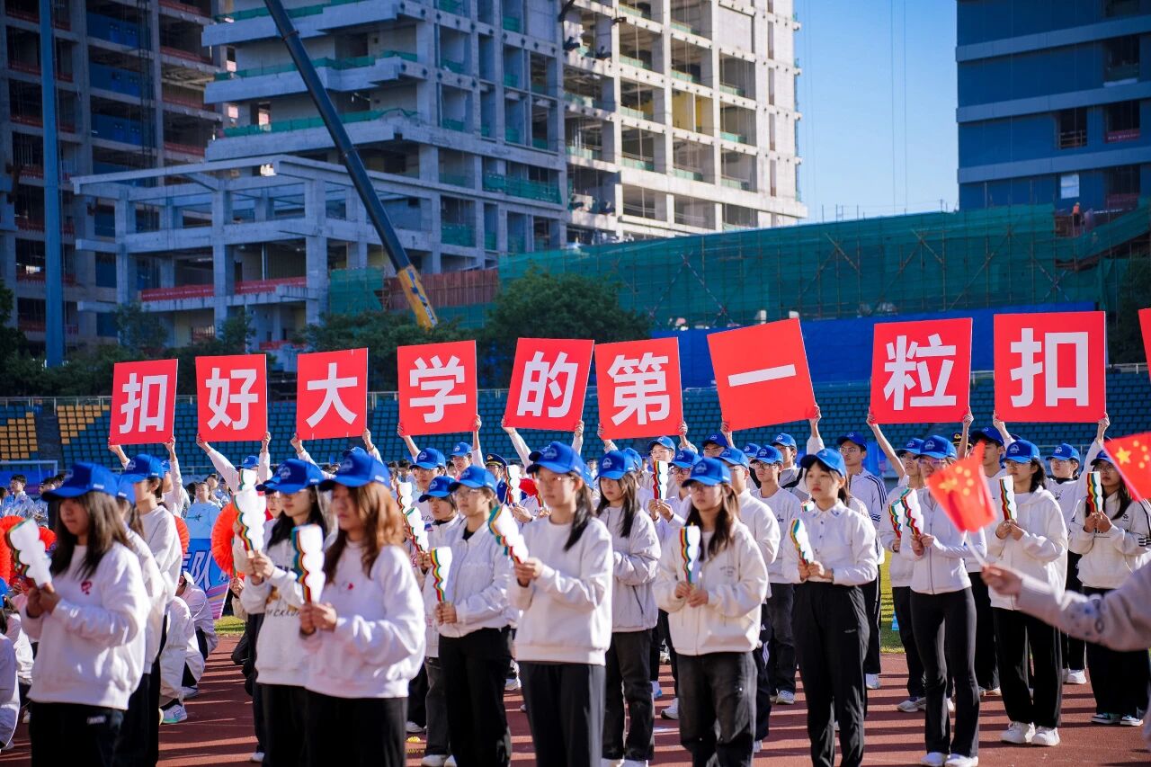 1765170637824004354.jpg 微信图片_2025-12-08_102702_433.jpg