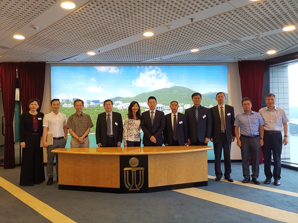 1561626842500041837.jpg 3.代表团于香港科技大学座谈合影留念.jpg