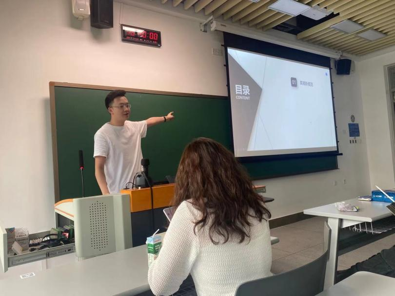1616660088377067951.png 唐楚笑.png