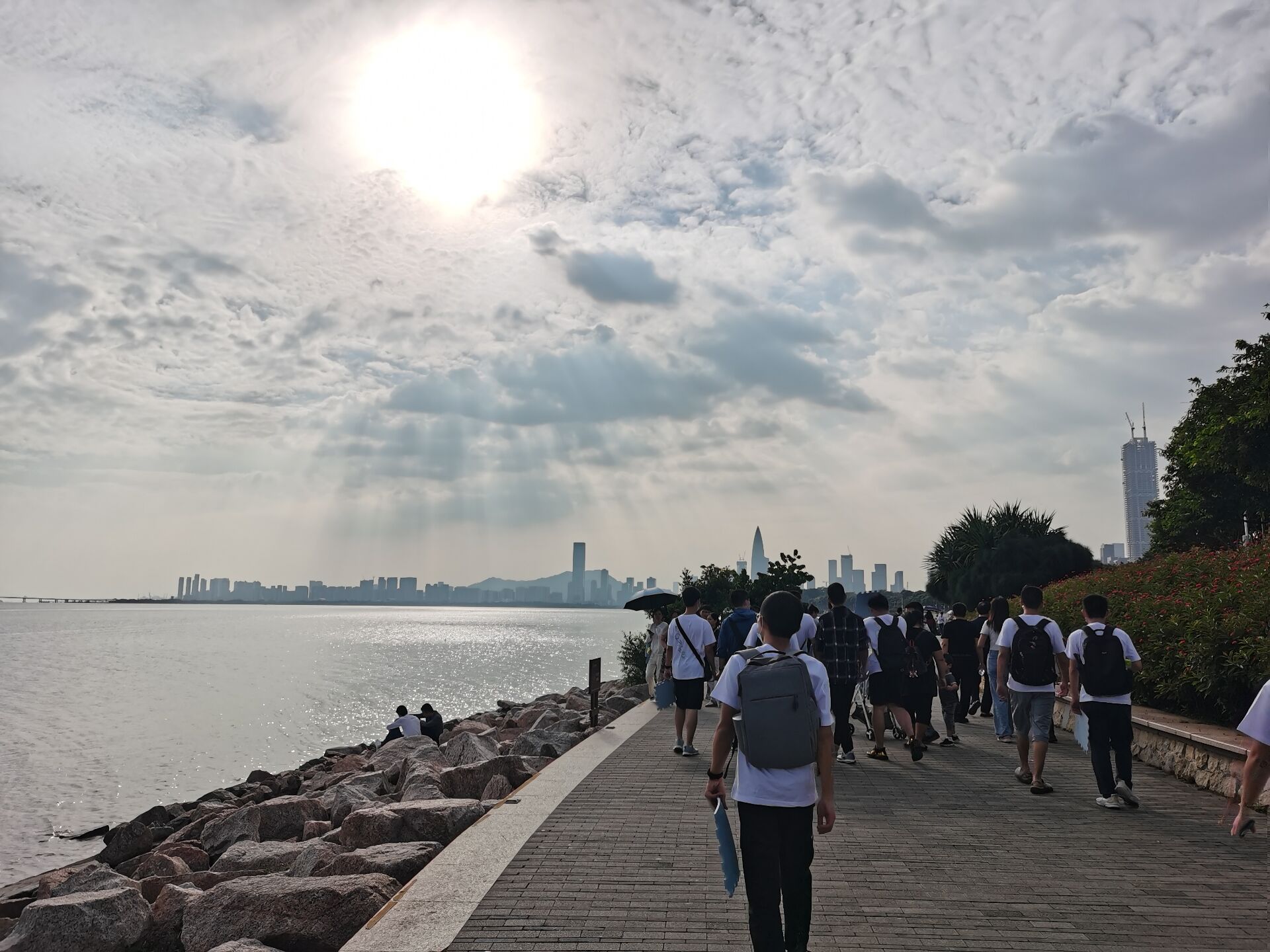 1603356817360004528.jpg 活力在基层6.jpg